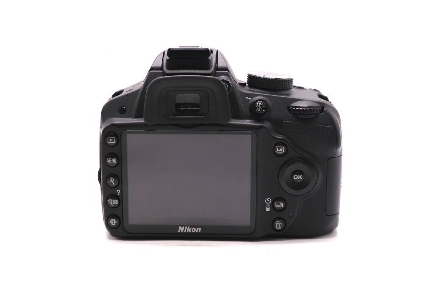 Фотоаппарат Nikon D3200 body (пробег 3000 кадров)