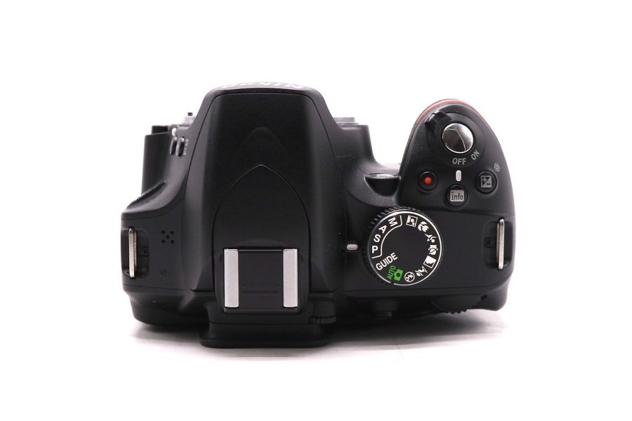 Фотоаппарат Nikon D3200 body (пробег 3000 кадров)