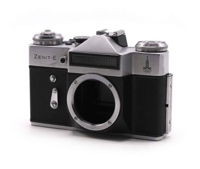 Советский зеркальный Зенит Е body Олимпиада 1979