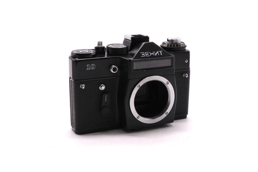 Малоформатный фотоаппарат Зенит 10 black body 