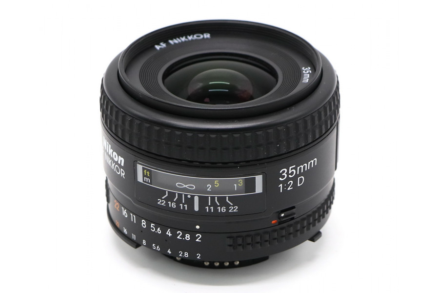 Объектив цифровой Nikon 35mm f/2D AF Nikkor