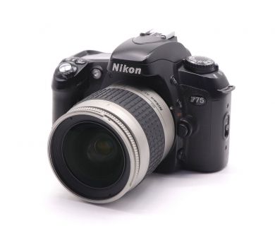 Плёночный зеркальный фотоаппарат Nikon F75 kit