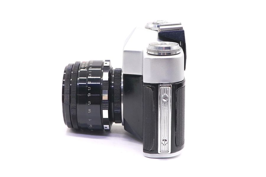 Фотокамера зеркальная Зенит В комплект (КМЗ)