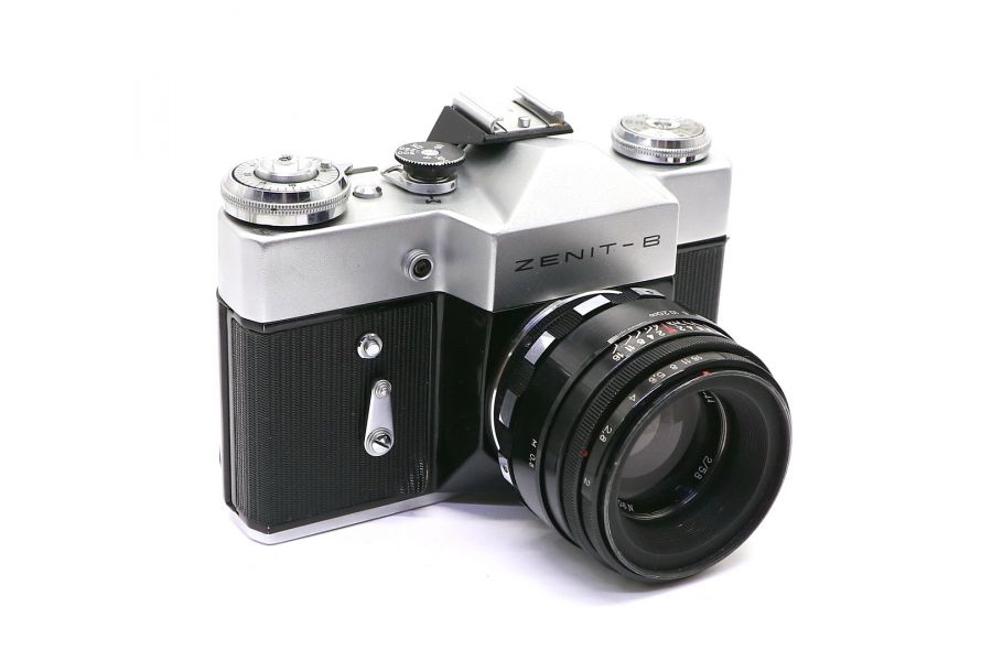 Фотокамера зеркальная Зенит В комплект (КМЗ)