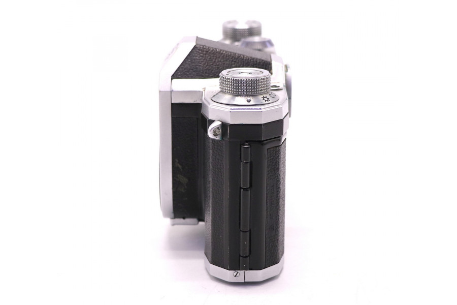 Фотоаппарат Contax D body (Germany, 1953)