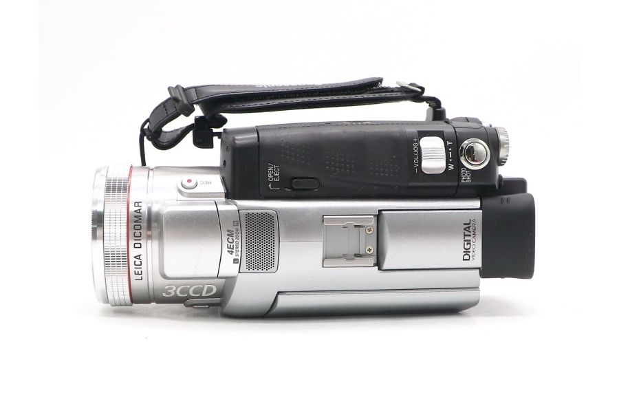 Формата DV видеокамера Panasonic NV-GS400