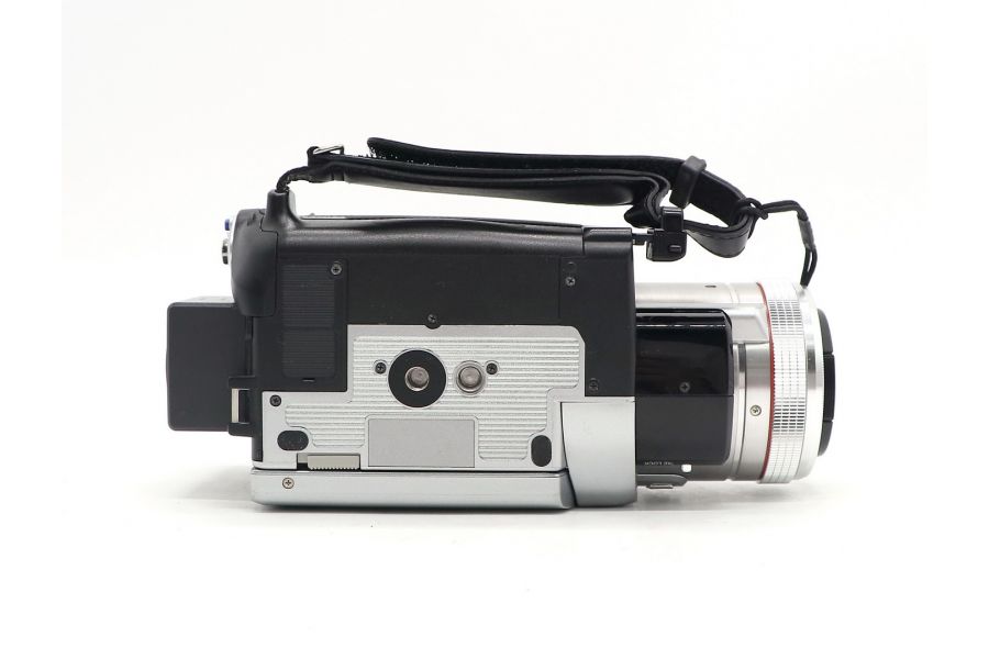 Формата DV видеокамера Panasonic NV-GS400