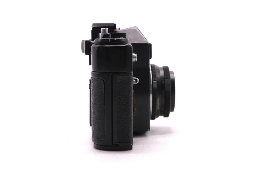 Зеркальный фотоаппарат Зенит 10 + Индустар-50-2