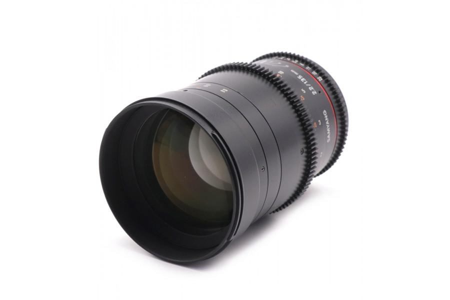 Сверхсветосильный Samyang 135mm T2.2 ED UMC