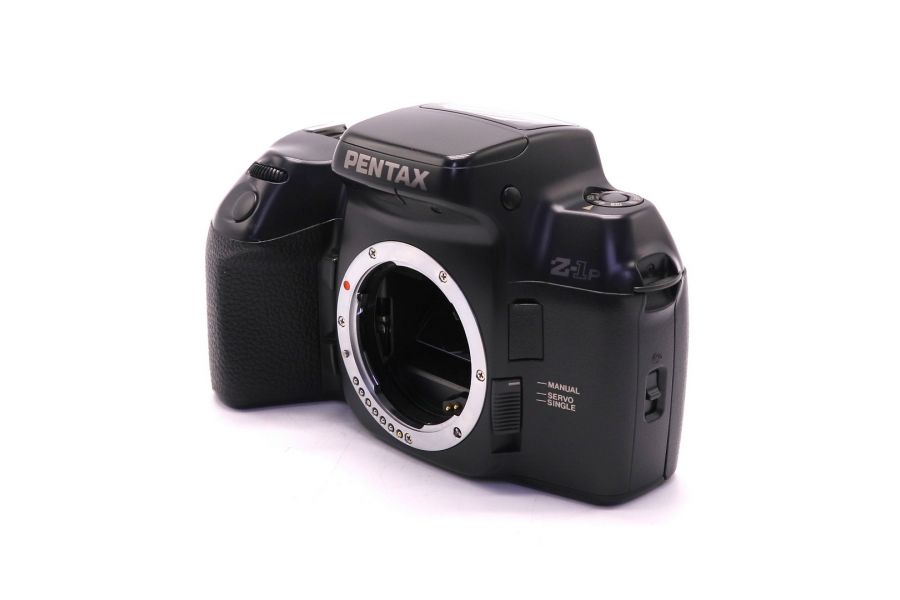 Зеркальный пленочный фотоаппарат Pentax Z-1p