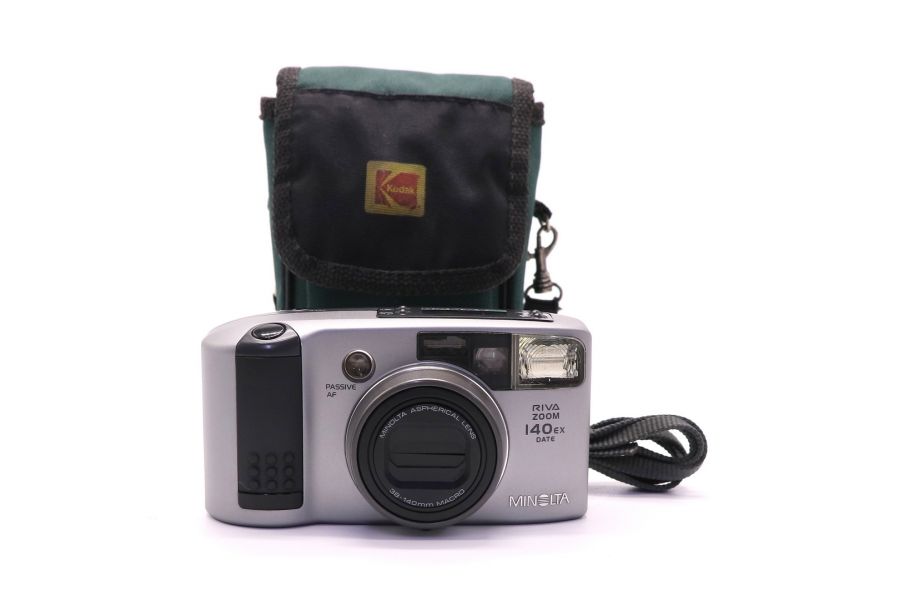Плёночный фотоаппарат Minolta Riva Zoom 140EX