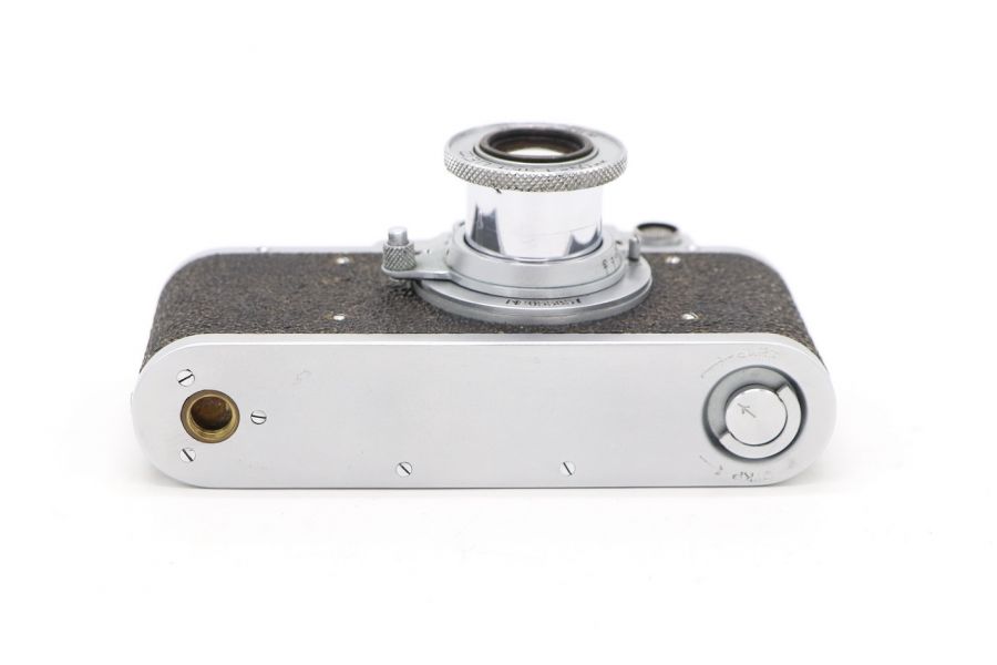 Фэд 1-го выпуска дальномерный фотоаппарат (1953г.)