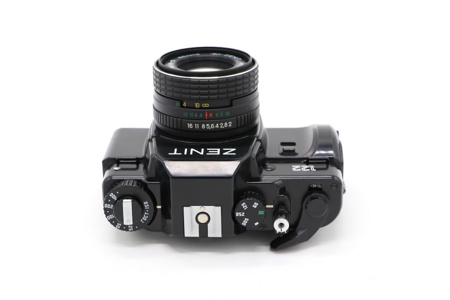 Зеркальная фотокамера Зенит 122 kit Гелиос