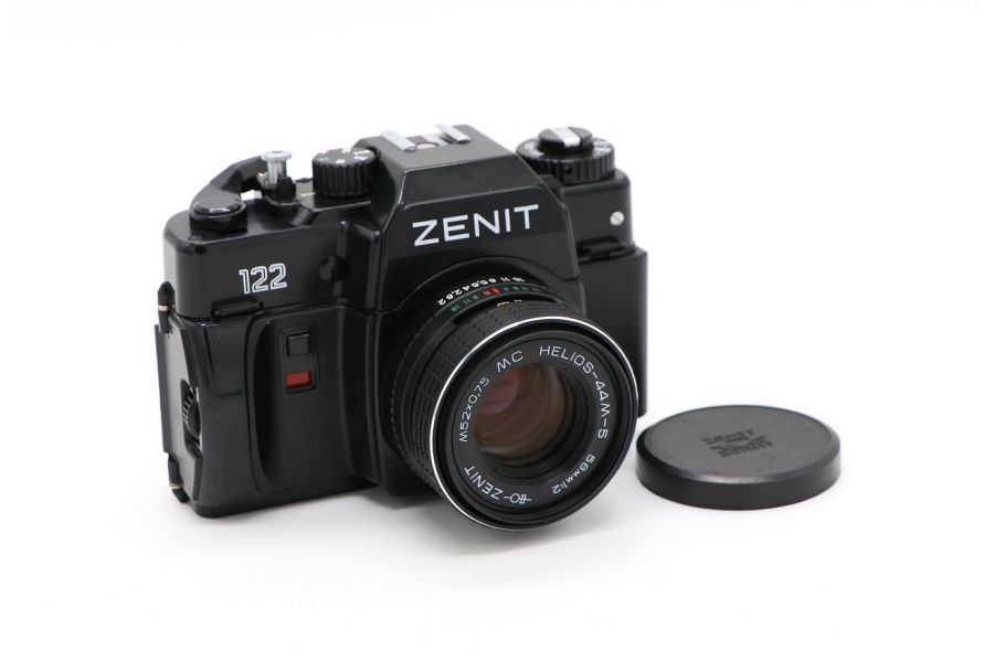 Зеркальная фотокамера Зенит 122 kit Гелиос