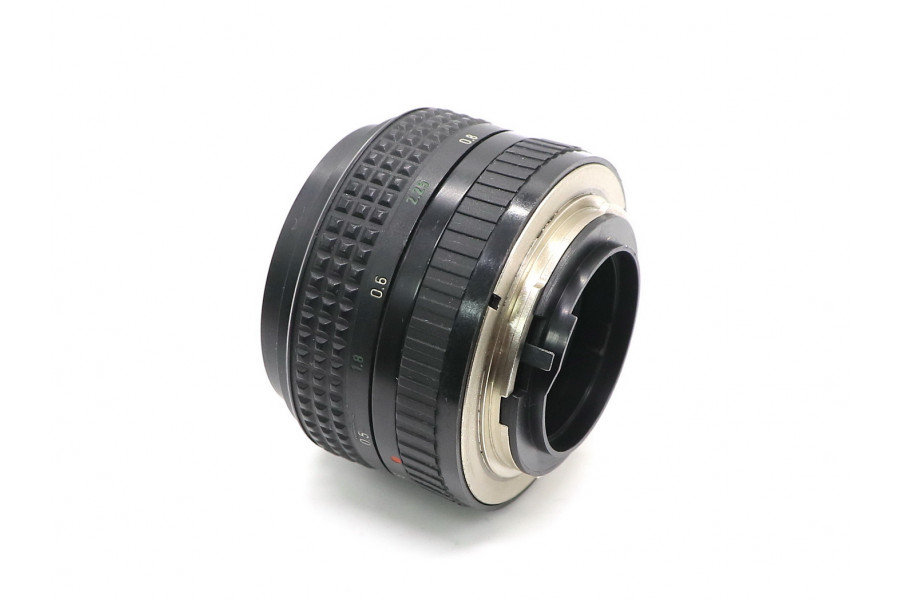 Объектив мануальный Pentacon Prakticar MC 1.8/50