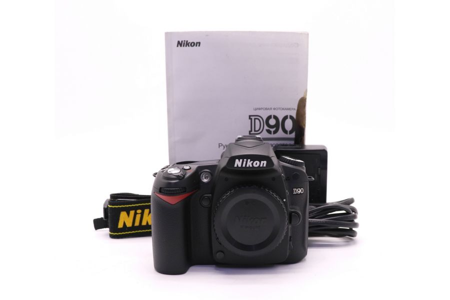 Фотоаппарат Nikon D90 body (пробег 380 кадров)