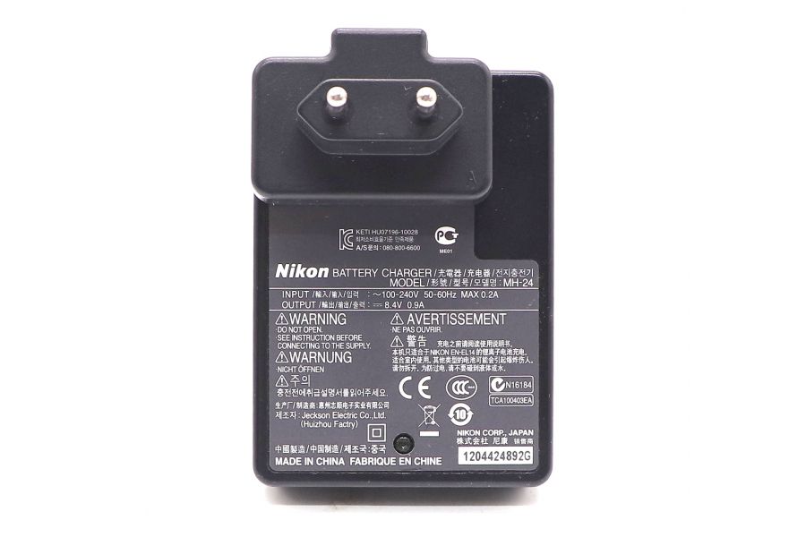 Зарядное устройство Nikon MH-24 (для аккумулятора EN-EL14)