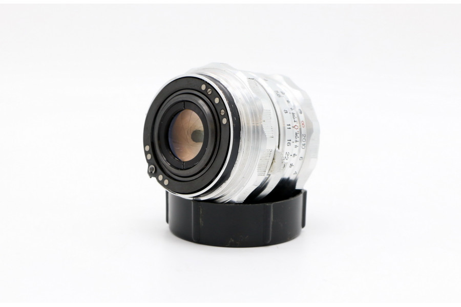 Штатный объектив Индустар-29 80mm f/2.8 (СССР)