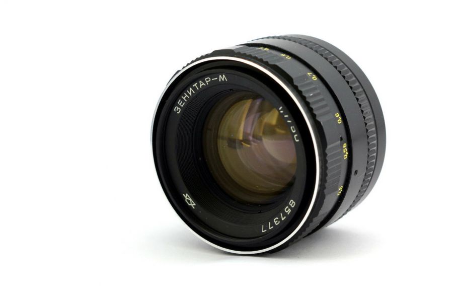 Советский штатный фотообъектив Зенитар-М 1.7/50
