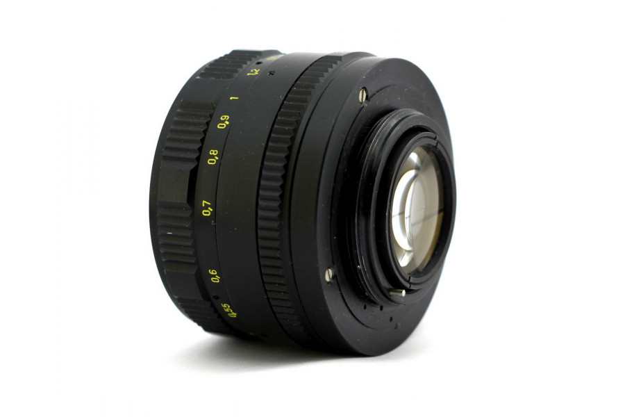Советский штатный фотообъектив Зенитар-М 1.7/50