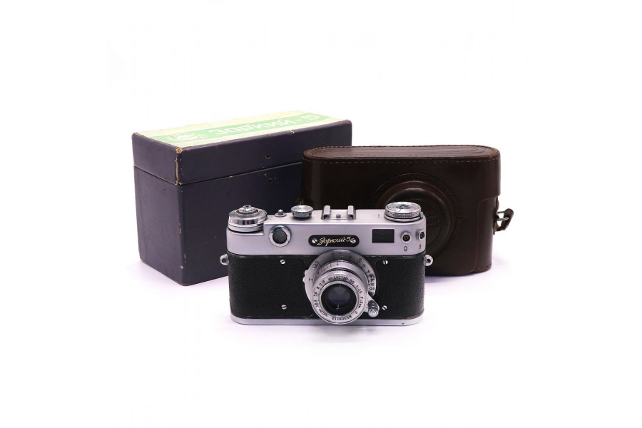 Советский фотоаппарат Зоркий 5 kit в упаковке