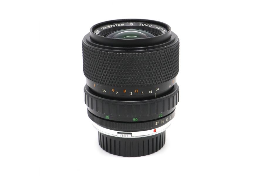 Объектив Olympus OM-System S Zuiko 35-70mm f/4 Auto-Zoom