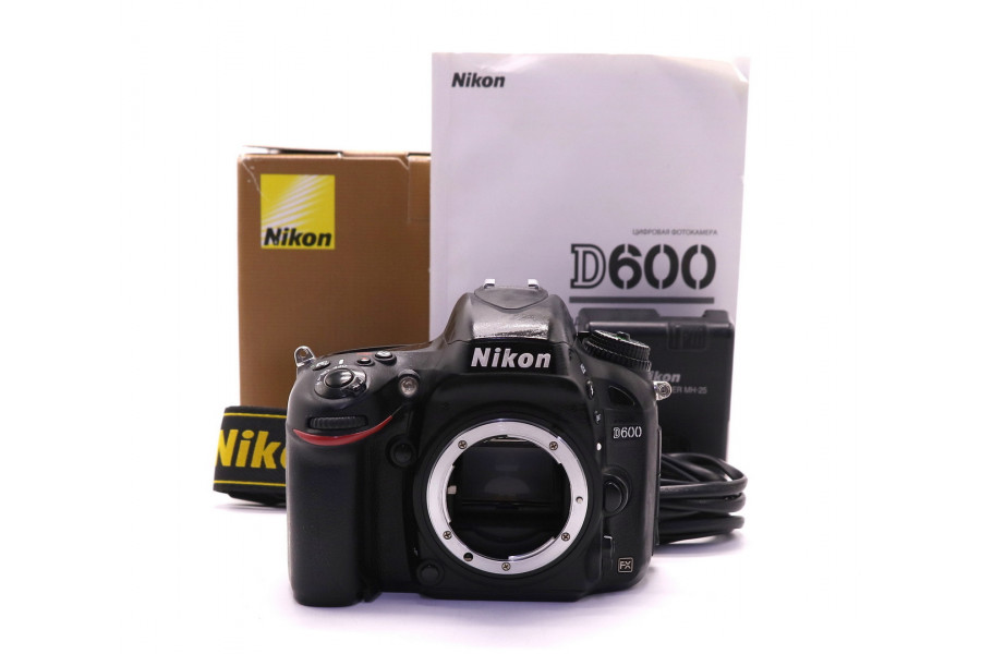 Nikon D600 body в упаковке (пробег 249890 кадров)