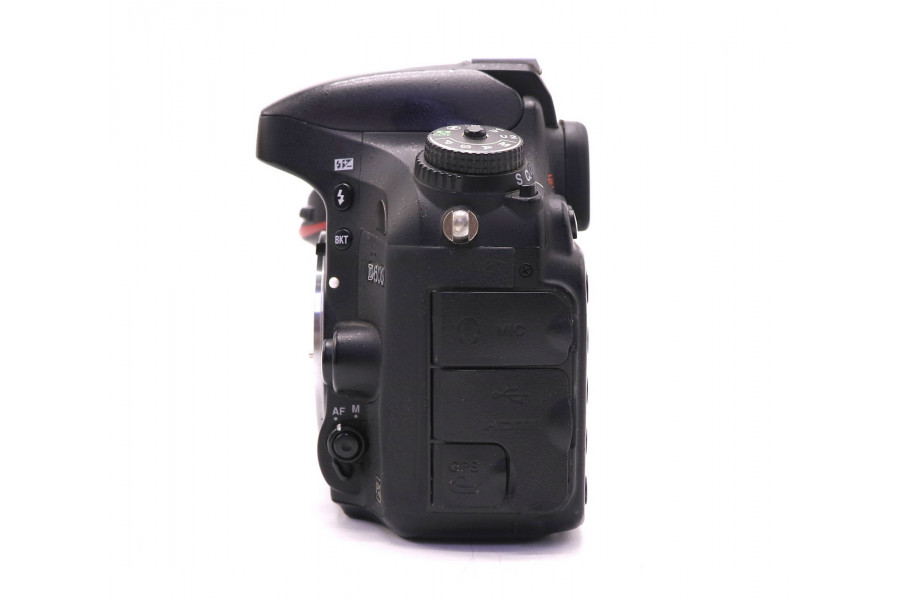 Nikon D600 body в упаковке (пробег 249890 кадров)