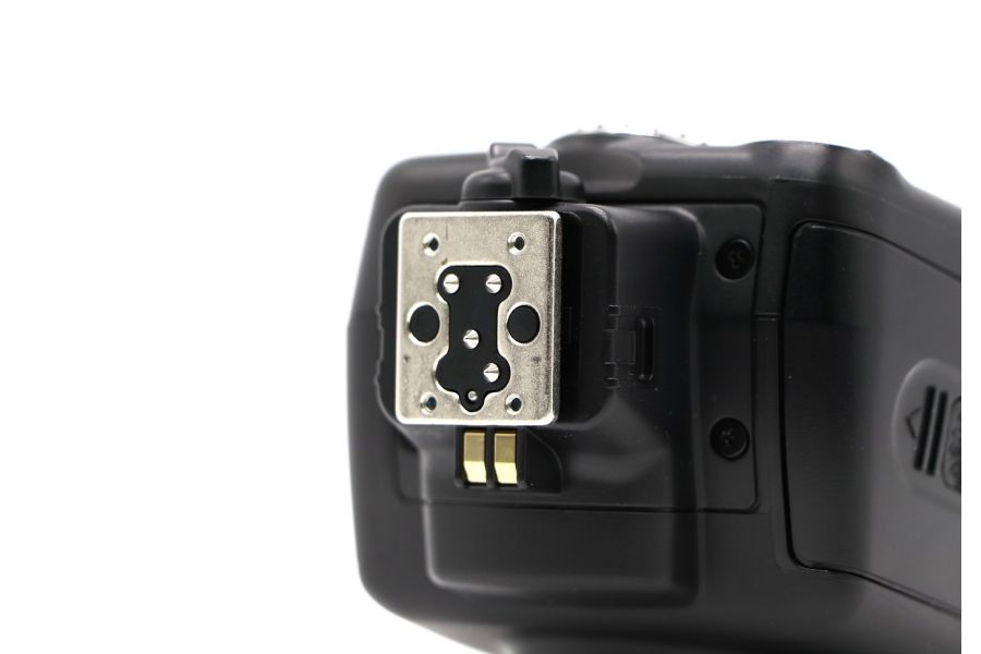 Фотовспышка Nikon Speedlight SB-700 (China, 2015г.)