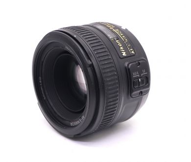 Cветосильный Nikon 50mm f/1.8G AF-S Nikkor