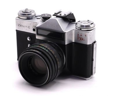 Фотокамера Зенит Е 25 съезд КПСС + Гелиос-44-2