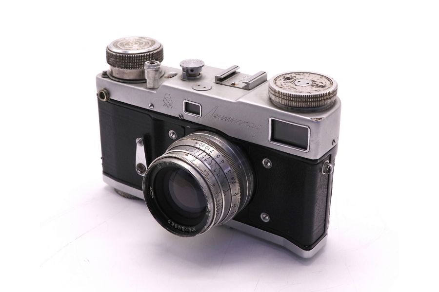 Советский фотоаппарат Ленинград + Юпитер-8