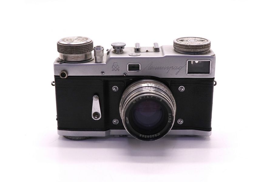 Советский фотоаппарат Ленинград + Юпитер-8