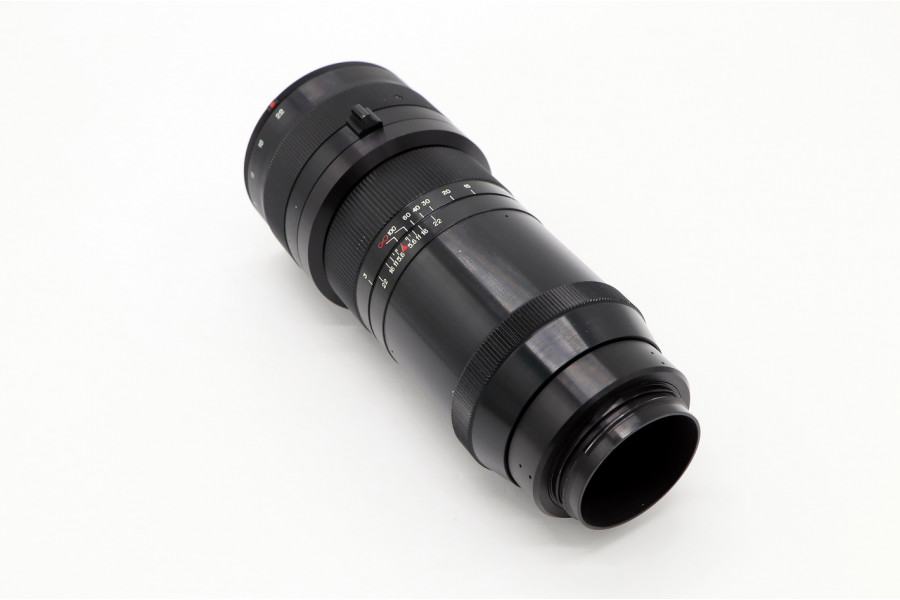 Советский длиннофокусный объектив Таир-33 4.5/300