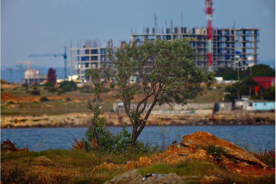 Советский длиннофокусный объектив Таир-33 4.5/300