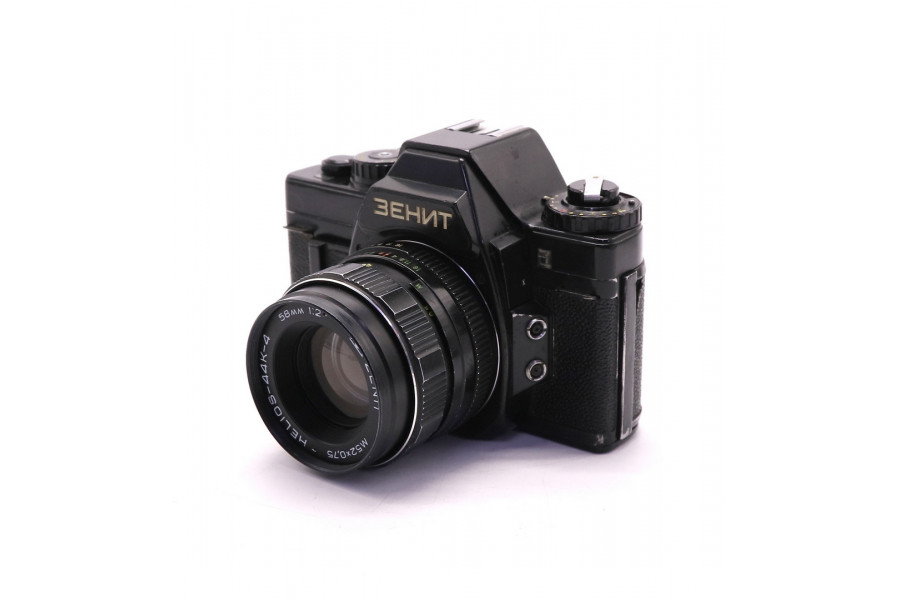 Малоформатная камера Zenit Auto / Зенит Автомат