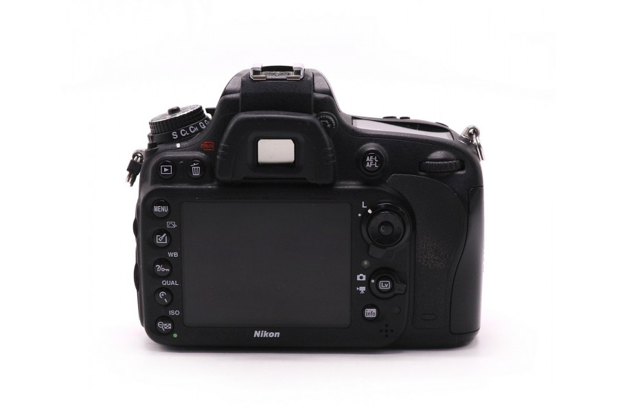 Nikon D610 body в упаковке (пробег 147100 кадров)