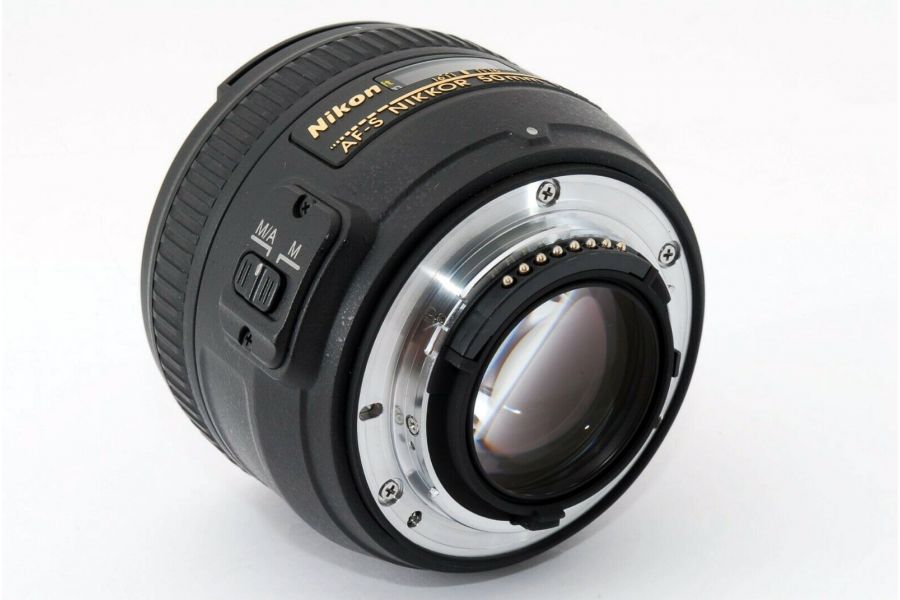 Объектив Nikon 50mm f/1.4G AF-S Nikkor (Japan, 2015)