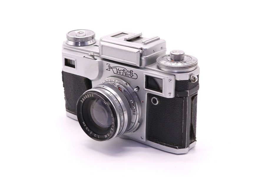 Фотокамера Киев 4 + Юпитер-8М (СССР, 1974)