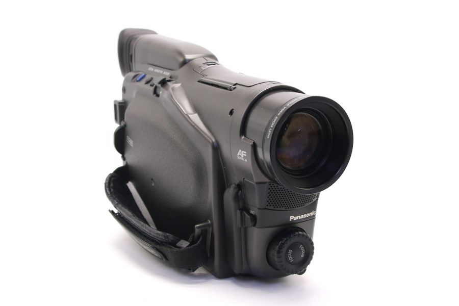 Видеокамера Panasonic NV-RX, цветной видоискатель
