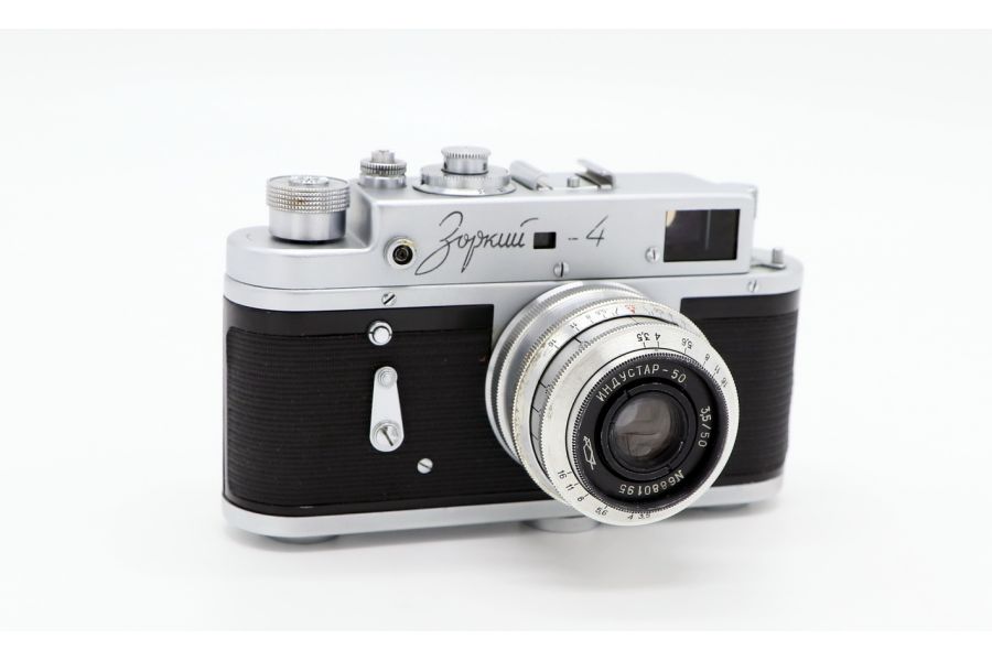 Советский фотоаппарат Зоркий 4 kit в упаковке