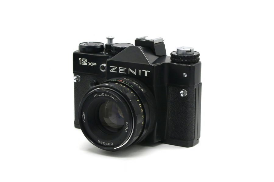 Фотокамера зеркальная Зенит-12ХР kit (СССР, 1995г.)
