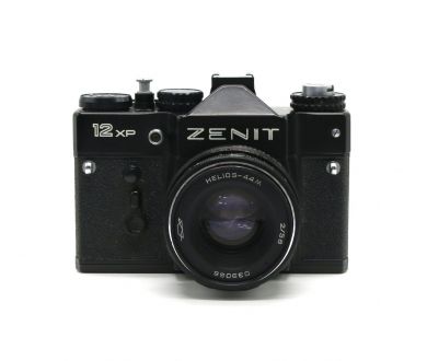 Советская зеркальная фотокамера Зенит-12ХР kit