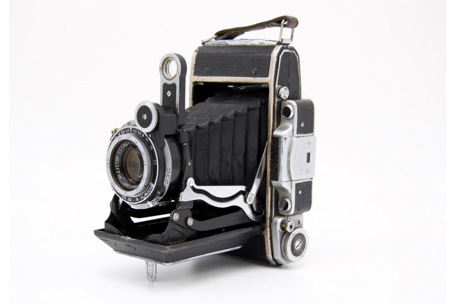 Советская пленочная камера Москва 4 (СССР, 1957)