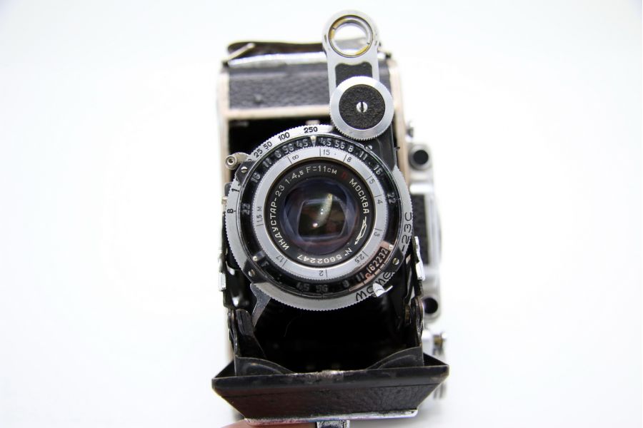 Советская пленочная камера Москва 4 (СССР, 1957)