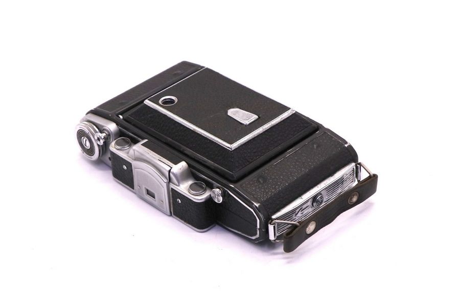 Советская складная плёночная камера Москва 4