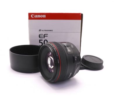 Canon EF 50mm f/1.2L USM в упаковке