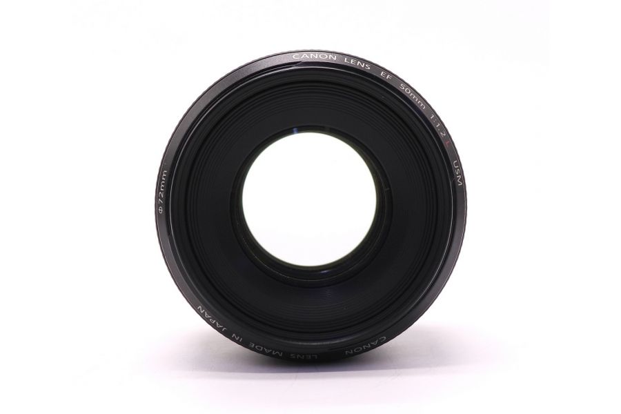 Canon EF 50mm f/1.2L USM в упаковке
