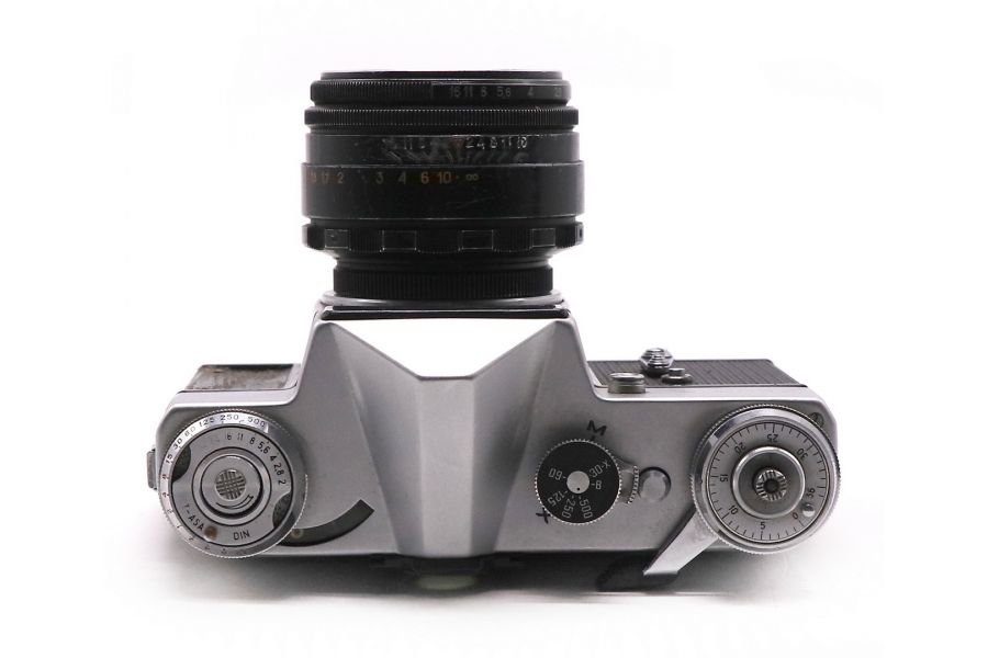 Фотоаппарат пленочный Зенит Е + Гелиос-44-2