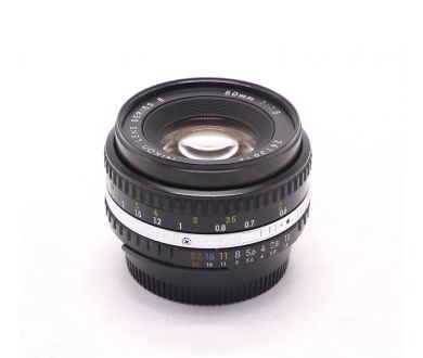 Светосильный объектив Nikon 50mm f/1.8 Series E